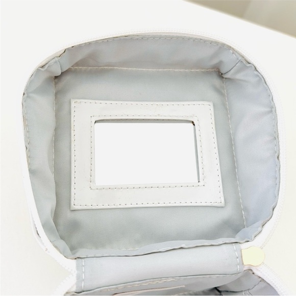 White Bag Organizer - Picture 4 of 4